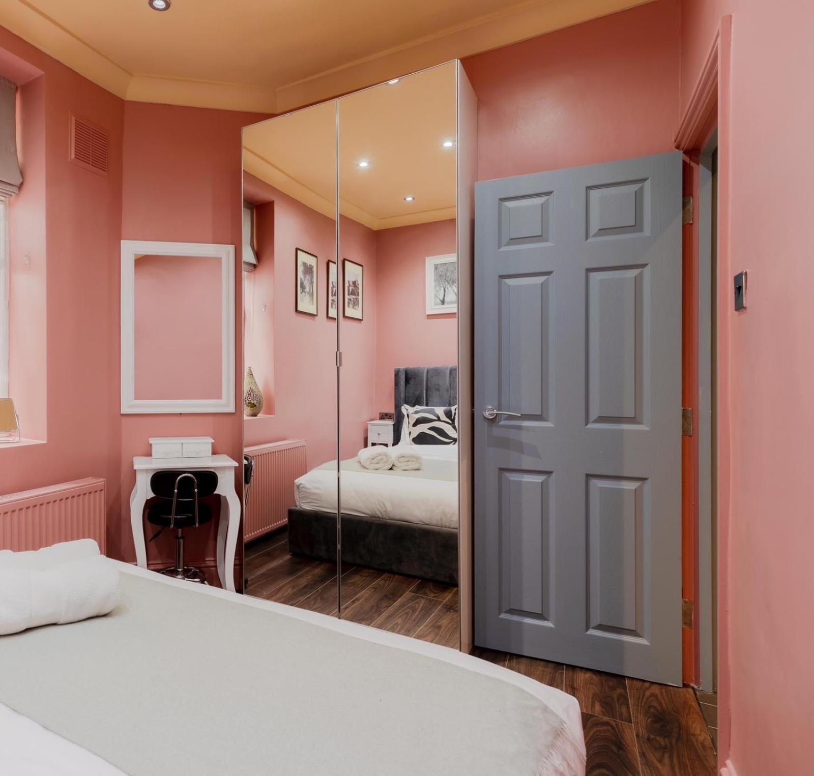 Stylish 2 Bedrooms Flat Sleeps 6 & Garden London Zone 2 Cls Central 외부 사진