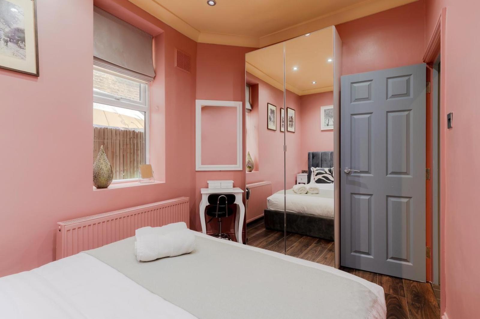 Stylish 2 Bedrooms Flat Sleeps 6 & Garden London Zone 2 Cls Central 외부 사진