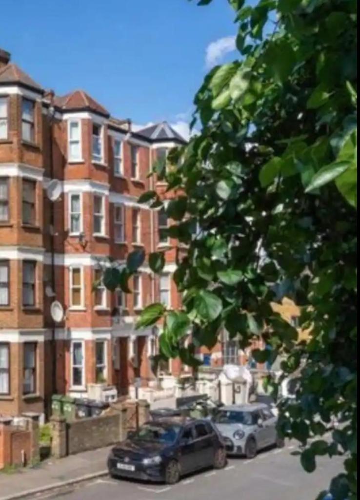 Stylish 2 Bedrooms Flat Sleeps 6 & Garden London Zone 2 Cls Central 외부 사진