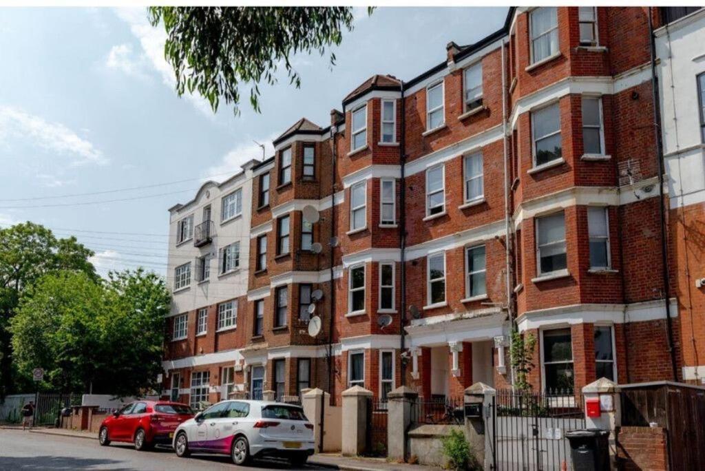 Stylish 2 Bedrooms Flat Sleeps 6 & Garden London Zone 2 Cls Central 외부 사진