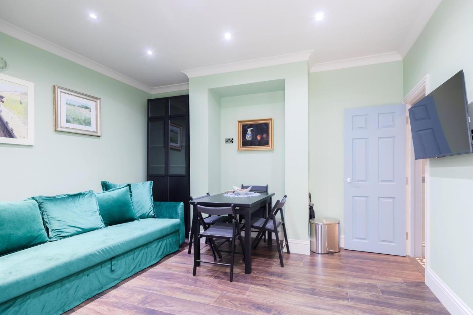 Stylish 2 Bedrooms Flat Sleeps 6 & Garden London Zone 2 Cls Central 외부 사진