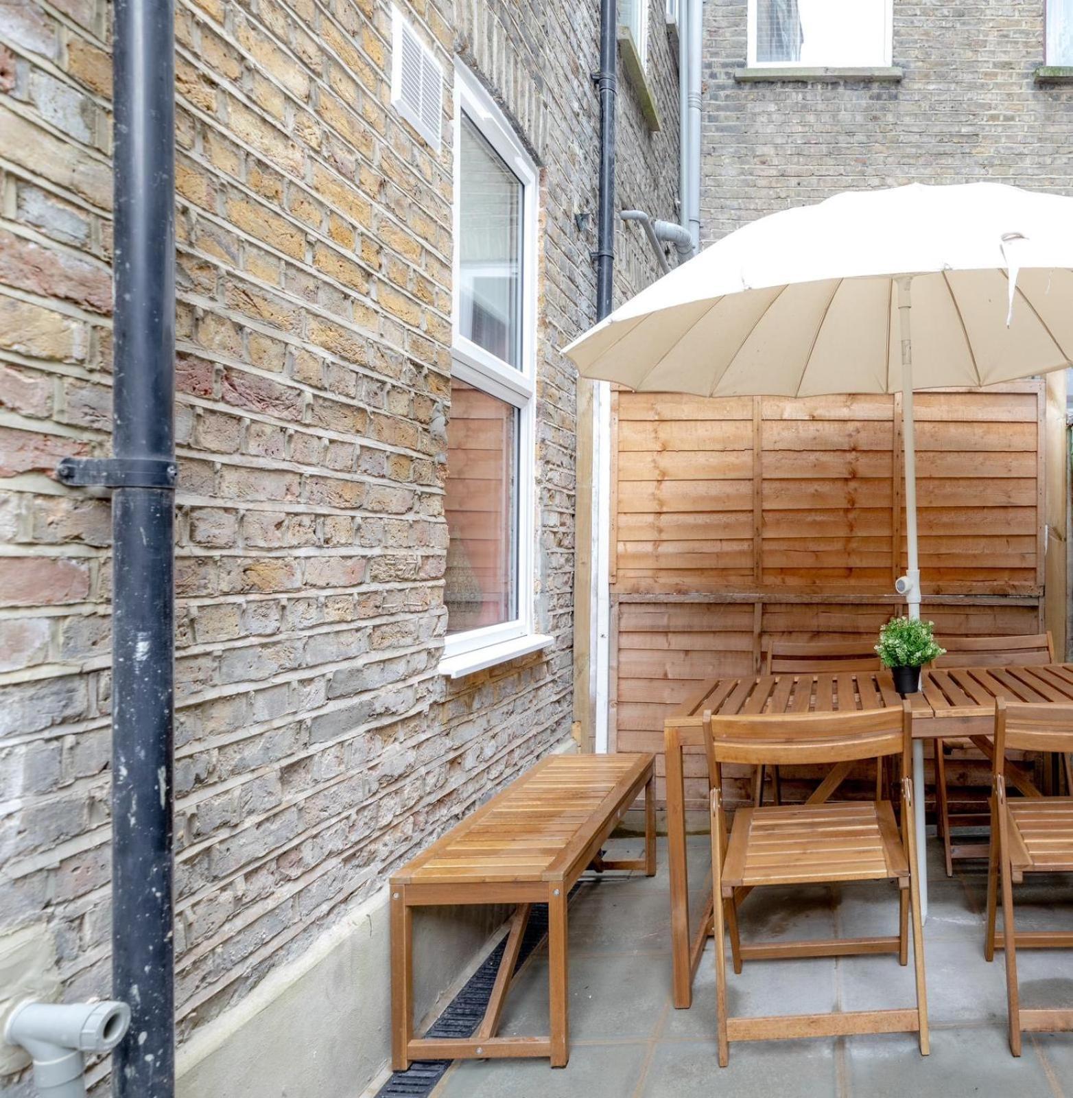 Stylish 2 Bedrooms Flat Sleeps 6 & Garden London Zone 2 Cls Central 외부 사진